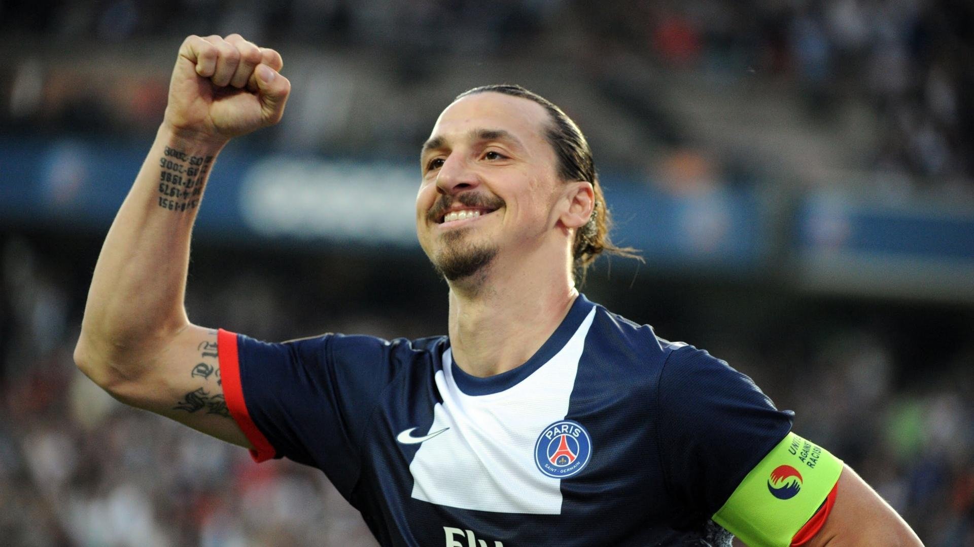 纪录刷新现场:本赛季最难忘的五大突破,突破最快阵容