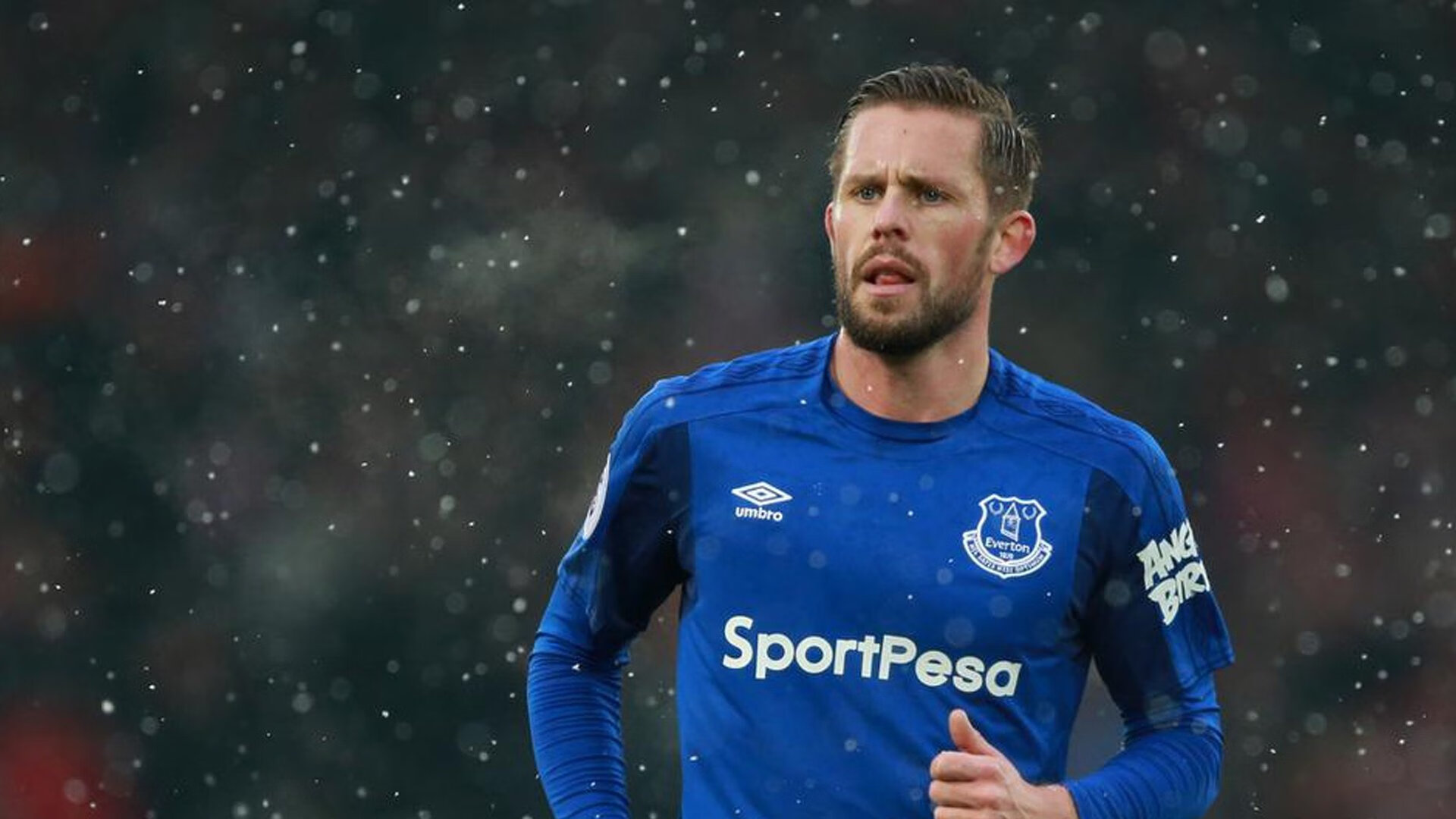 AYX GAME-五大联赛的薪资结构对球员流动性的影响，五大联赛最高年薪